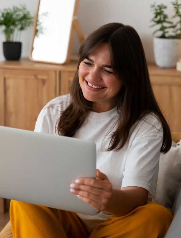 girl with
laptop